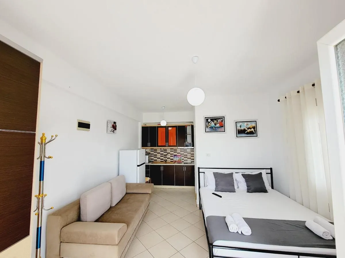 Voda Apartments 사밀