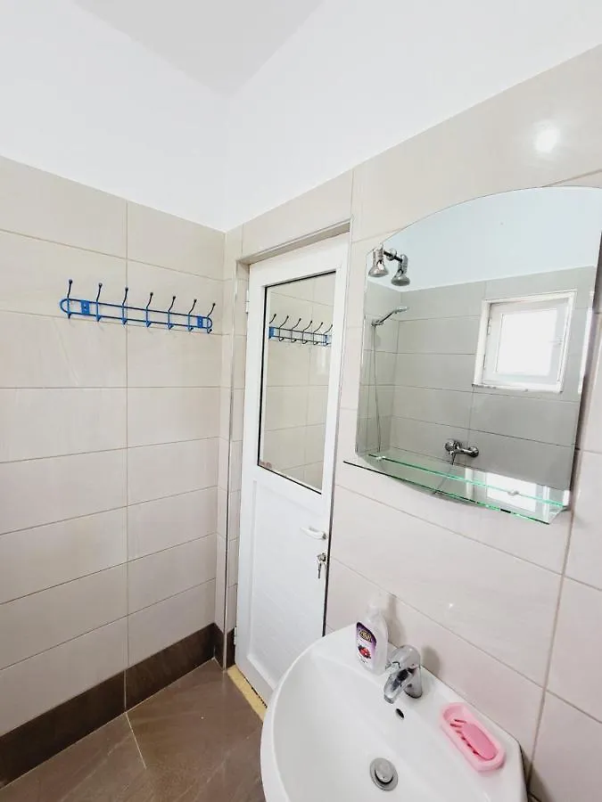 Voda Apartments 사밀